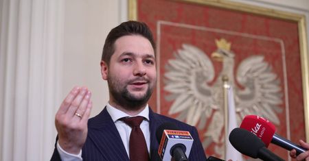 Patryk Jaki mówi o "pracowitości" konkurenta. "On wszystko dostawał"
