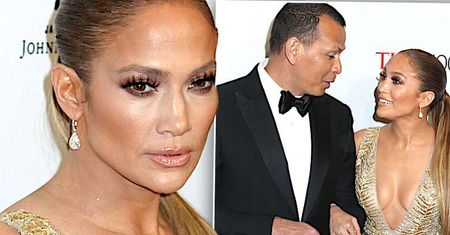 Obłędnie piękna Jennifer Lopez na prestiżową galę TIME przybyła w zjawiskowej SUKNI ŚLUBNEJ! Istny kosmos!