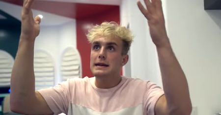 Znany youtuber reklamuje kontrowersyjny serwis. W internecie już wrze