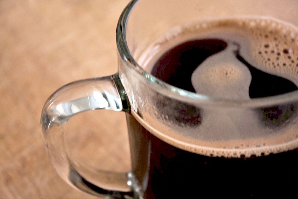 Cold brew, czyli kawa na zimno - działanie i właściwości. Jak ją przygotować?