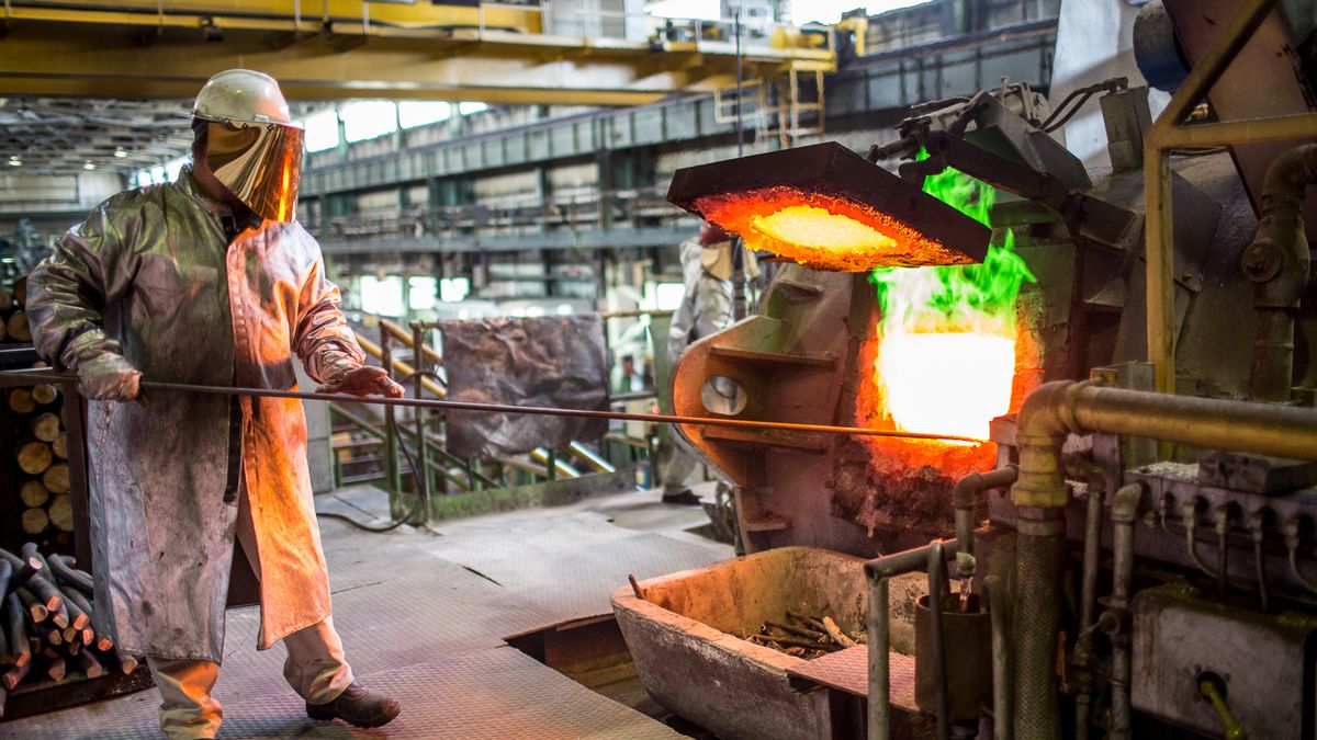 KGHM to jeden z największych producentów i wydobywców miedzi na świecie