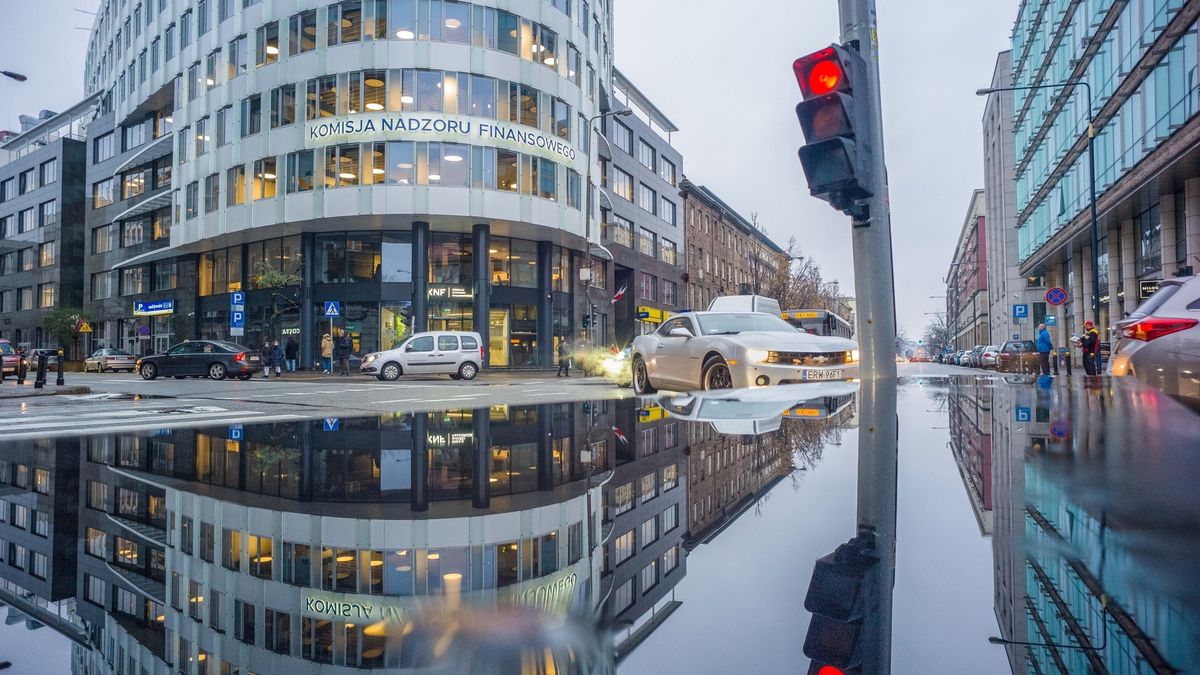 Siedziba Komisji Nadzoru Finansowego.