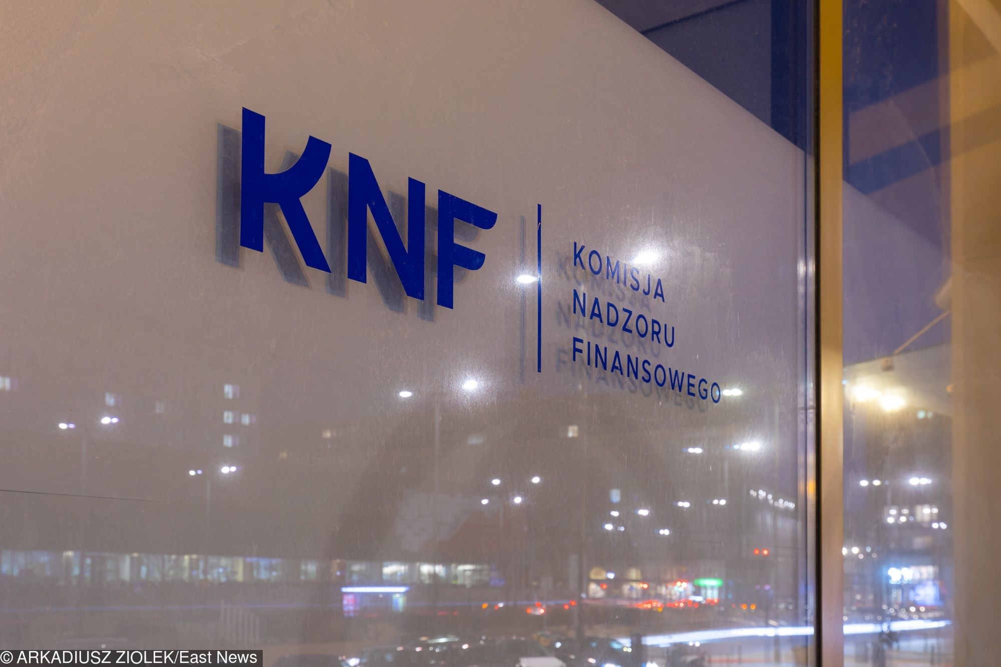 Szkolenie dla urzędników KNF kosztowało 1200 zł za osobę. Integracja miała trwać do 3 w nocy - pisze "Fakt"