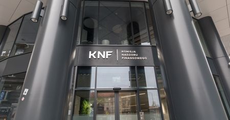 KNF zabiera głos ws. ustawy antylichwiarskiej. "Tylko pomagaliśmy, mamy uwagi"