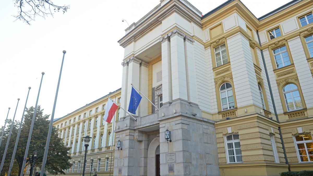 Rządowa administracja będzie miała nowe samochody