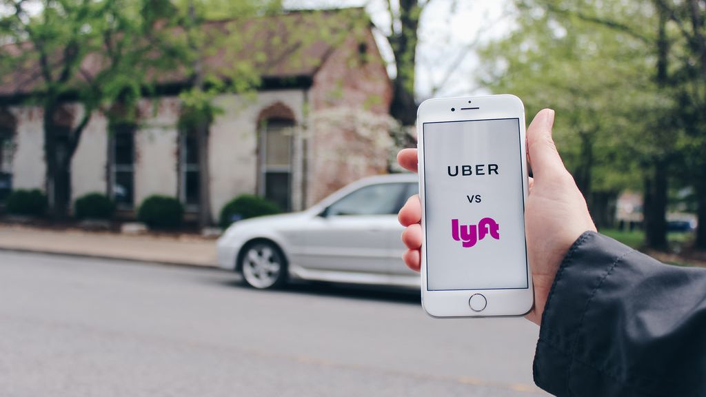 Lyft, czy Uber? W USA ten pierwszy zaczyna wygrywać