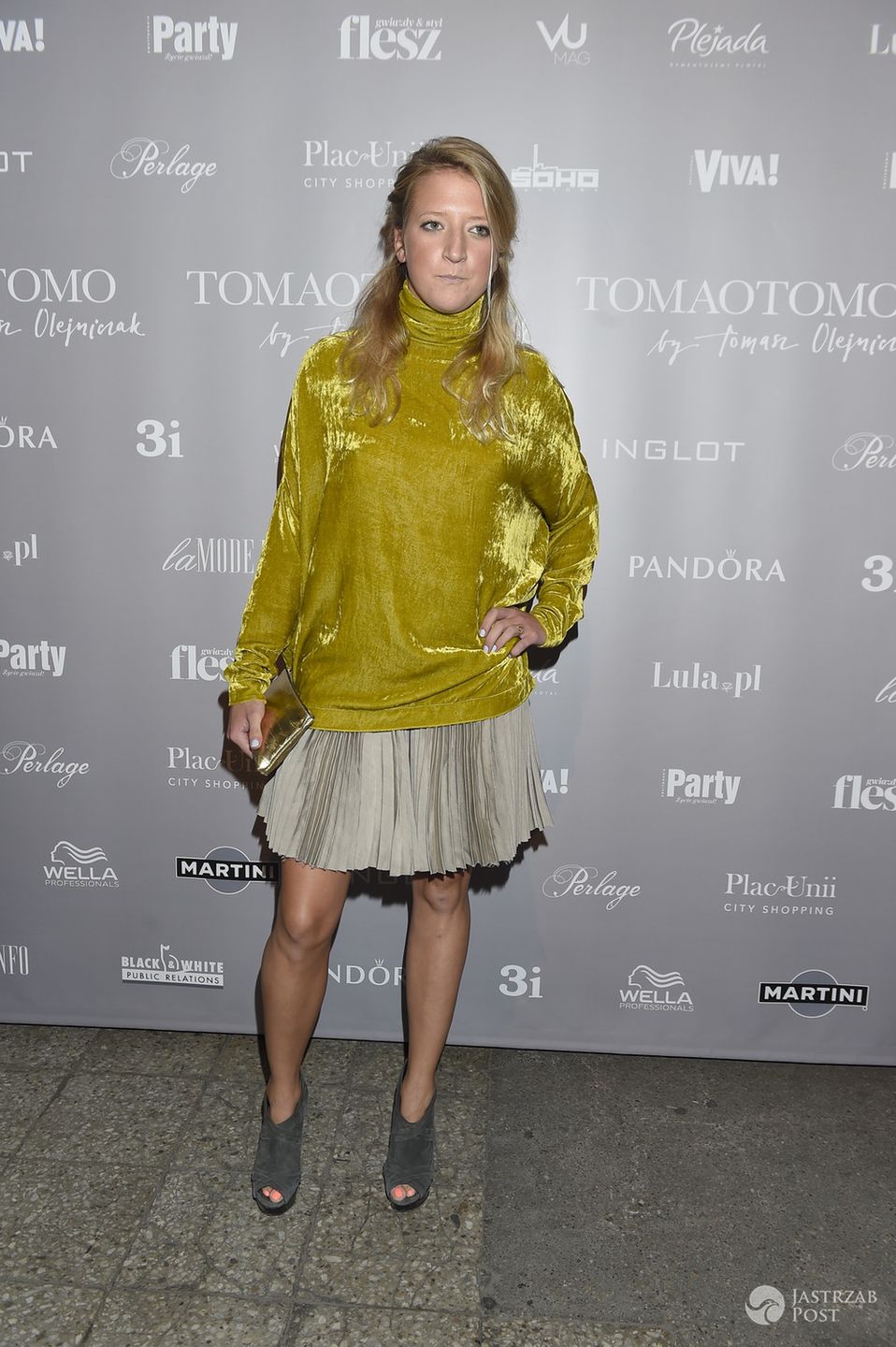 Lara Gessler na pokazie Tomaotomo