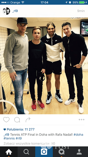 Robert Lewandowski z Rafaelem Nadalem i kolegami z Bayernu Monachium w Doha fot. Instagram.com