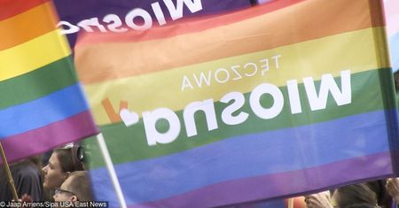 Kierowca Ubera odmówił kursu przez LGBT. Nie wpuścił do auta i odjechał