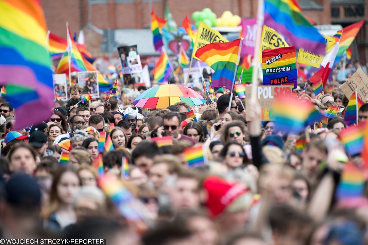 Puławy. Radni przeciwko "subkulturze LGBT". Chcą chronić dzieci, nauczycieli i przedsiębiorców