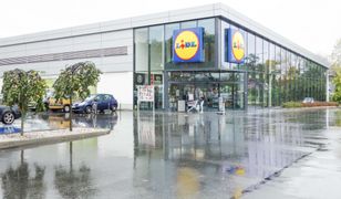 Lidl testuje bramki za kasami samoobsługowymi. Tak chce upiec kilka pieczeni na jednym ogniu