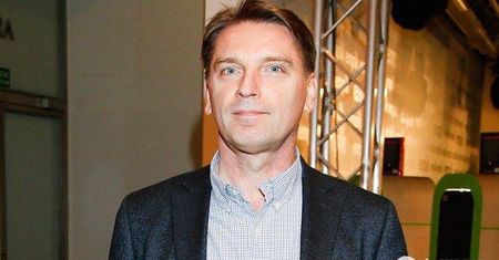 Tomasz Lis zabrał swoje córki na protest w centrum Warszawy! Sprawa budzi wiele kontrowersji