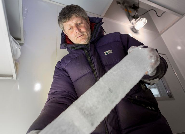 Mieli zbadać lód sprzed 22 tys. lat. Wysiadły im lodówki