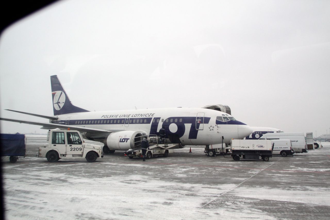 Lotnisko Chopina w Warszawie. Boeing 737 lądował w asyście