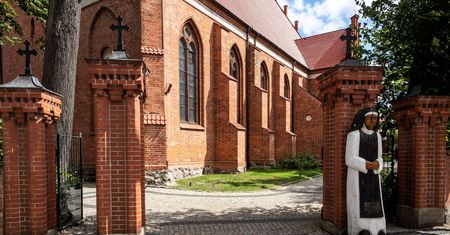 Andrzej Duda miał odsłonić tablicę pamięci Lecha Kaczyńskiego. Proboszcz powiedział "nie"