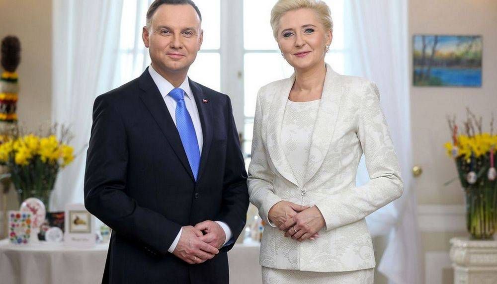 Para prezydencka – Agata i Andrzej Duda – złożyli życzenia na Wielkanoc
