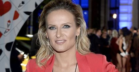 Patrycja Markowska w stylu Anji Rubik na imprezie Playboya. Odsłoniła brzuch [ZDJĘCIA]