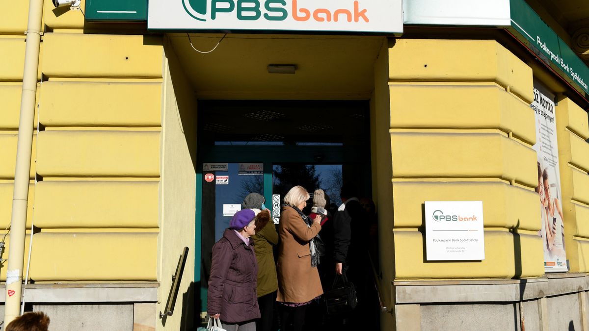 Od połowy stycznia bank PBS jest w przymusowej restrukturyzacji