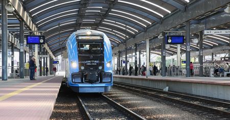 PESA ma umowę na 5 EZT dla wielkopolskiego za 127,5 mln zł