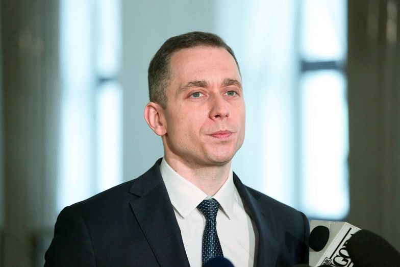 Poseł Cezary Tomczyk zapowiada, że opozycja złoży do prokuratury zawiadomienie w sprawie wydatków PFN.