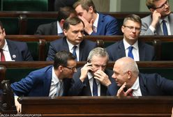 Wybory parlamentarne 2019. "Program PiS się drukuje". Jacek Sasin mówi o grubej książce