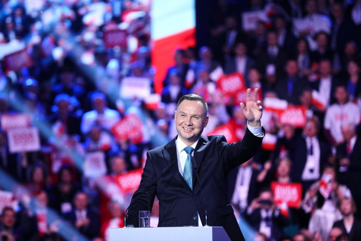 Wybory prezydenckie 2020. Andrzej Duda: "Mój główny cel to być z rodakami"