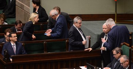 Koalicja Obywatelska goni PiS. Najnowszy sondaż