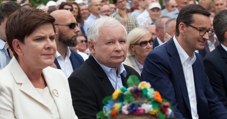 Sondaż. PiS miażdży konkurencję