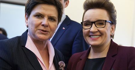 Reforma edukacji. Ewa Koszowska: zatrzymajmy to szaleństwo
