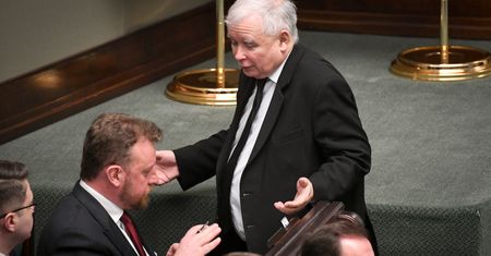 Koronawirus w Polsce a wybory prezydenckie. Minister zdrowia Łukasz Szumowski pod presją Pałacu i Nowogrodzkiej