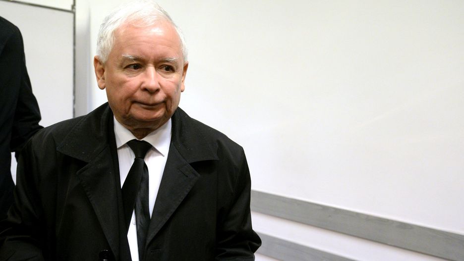 Jarosław Kaczyński po zakończeniu głosowania w komisji wyborczej na Żoliborzu.