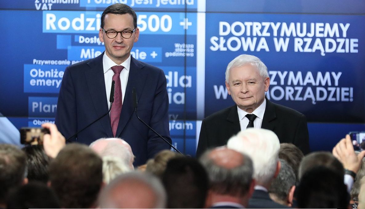 PiS świętuje wyborczy sukces. Kaczyński i Morawiecki z przekazem o jedności i ciężkiej pracy