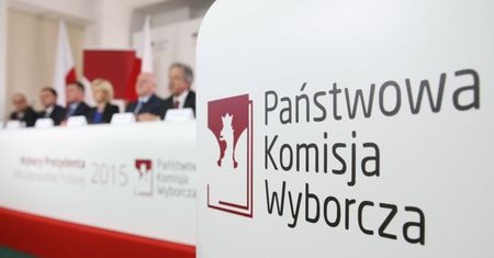 Wybory prezydenckie 2020. PKW zawiadamia prokuraturę: na listach poparcia są zmarli