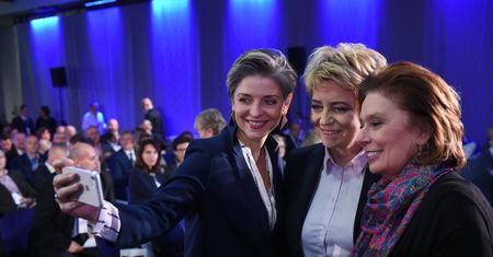 Kobiety na marginesie. PO prezentuje nowy zarząd, ale coś nam się tu nie zgadza