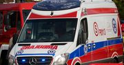 Wypadek na rondzie. Kobieta w szpitalu