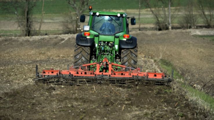 Resort rolnictwa uważa, że znowelizowana ustawa "będzie odpowiadać oczekiwaniom społecznym i zapewni wykonywanie prowadzonej przez rząd polityki".