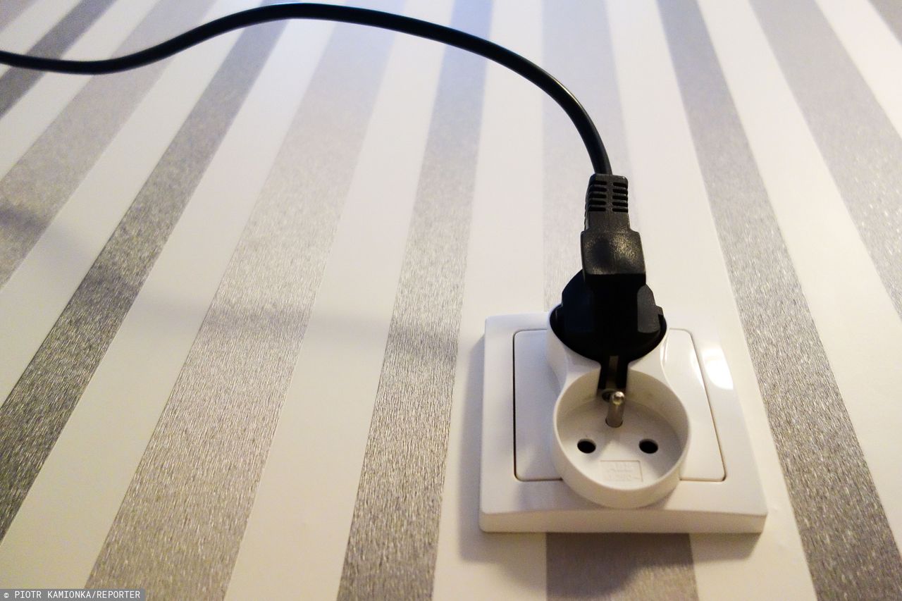 Podwyżka cen prądu. NBP zakłada, że w 2020 i 2021 roku wyniesie po 8 proc.