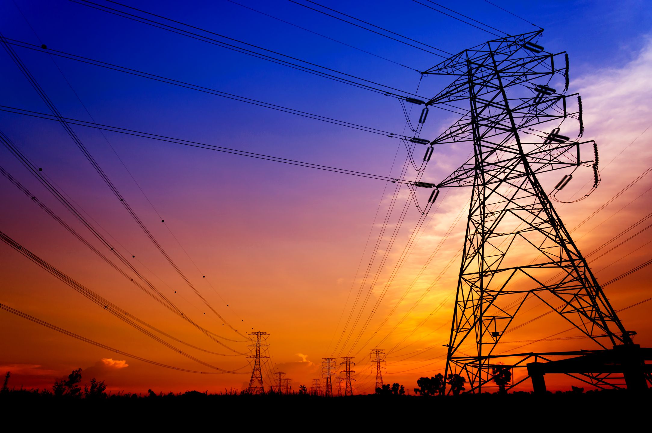 Upały powodują zwiększenie zapotrzebowania na moc w systemie energetycznym.