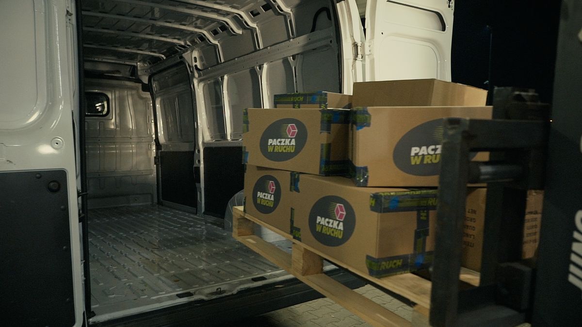 Cały proces odkażania paczek trwa 2 godziny.