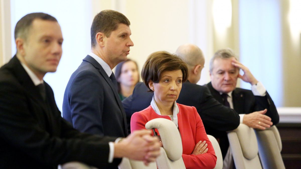 Polski rząd krytykowany przez KE, m.in. za system emerytalny