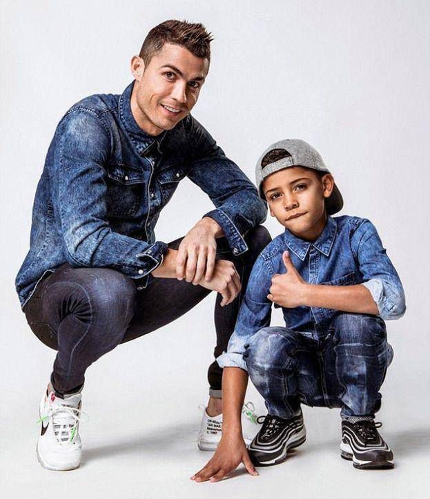 Cristiano Ronaldo z synem razem w reklamie