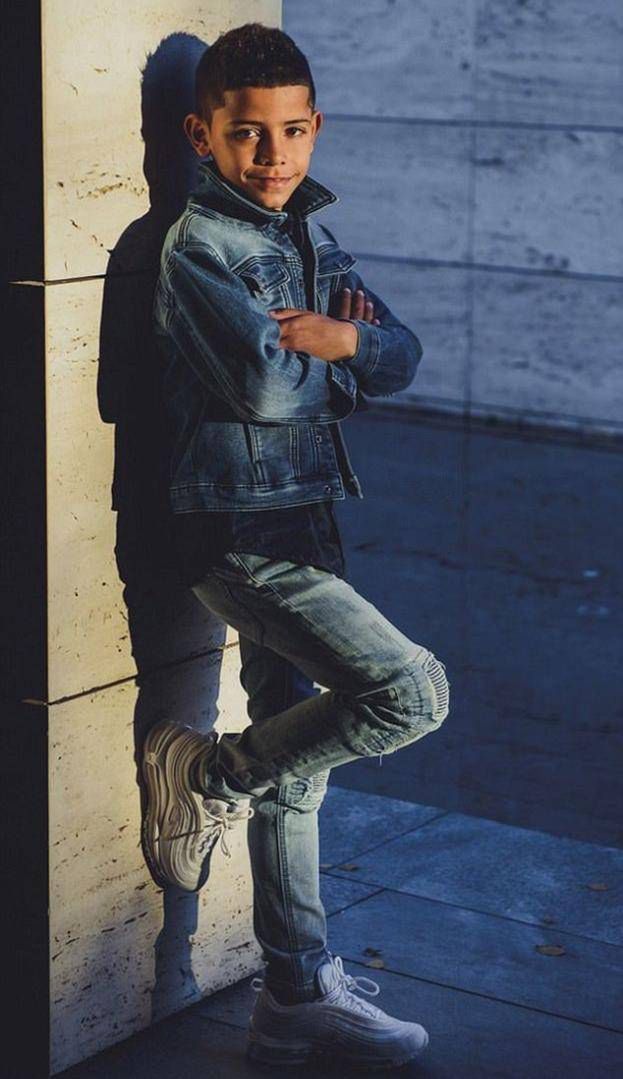 Cristiano Ronaldo z synem razem w reklamie