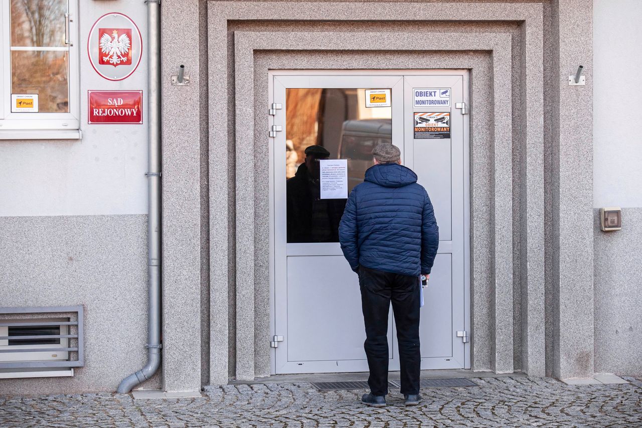 Koronawirus w Polsce. Problem ze śledztwami z udziałem lekarzy. "Sytuacja diametralnie się zmieniła"