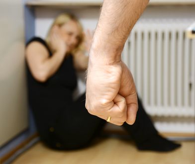 Brutalnie pobił kobietę w centrum miasta. Myślał, że jest z Ukrainy
