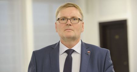 Takich słów jeszcze w Senacie nie było. Oto, co polityk PiS myśli o uchodźcach