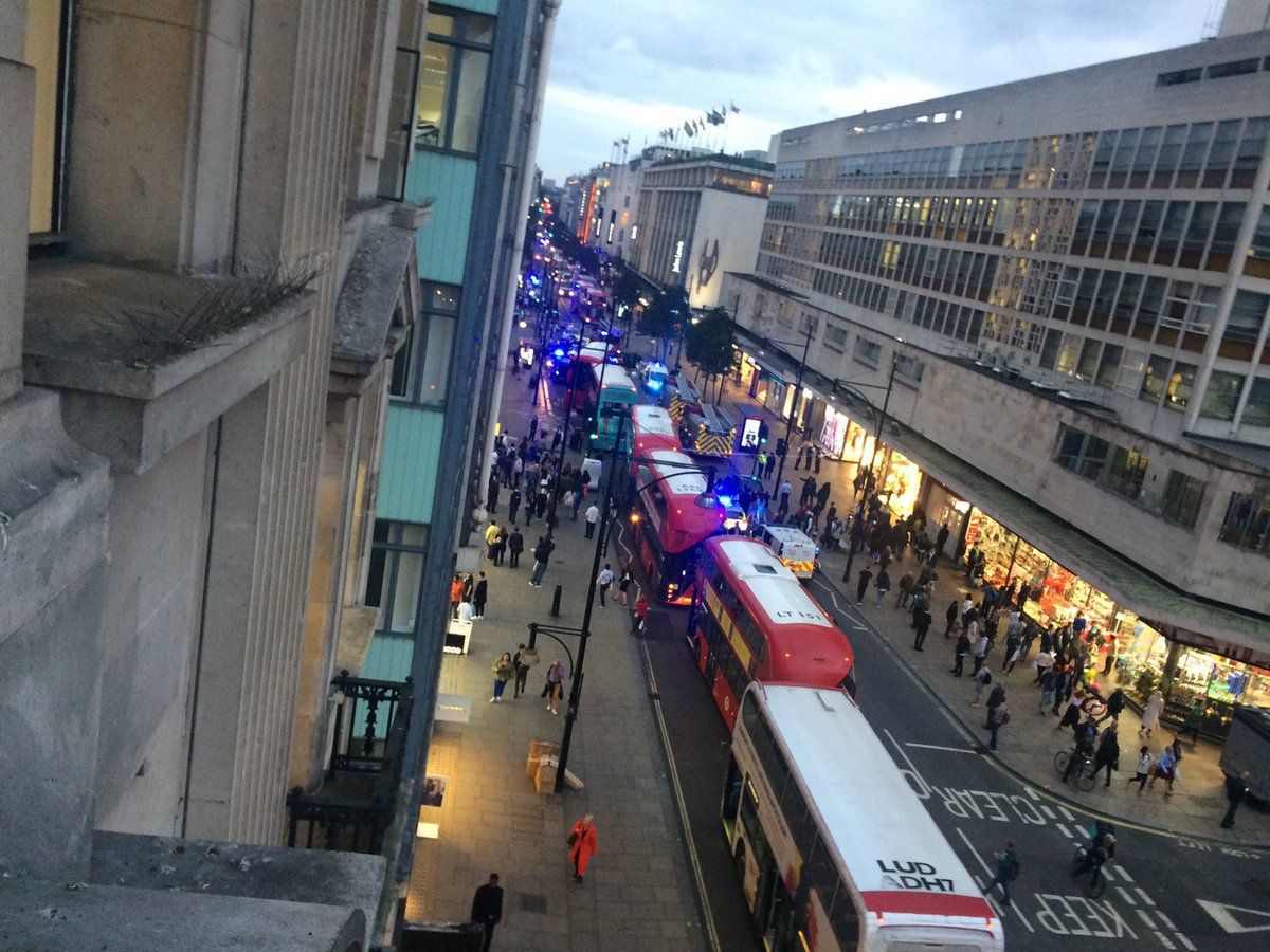 Eksplozja sieci elektrycznej w Londynie. Zamknięto Oxford Street