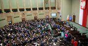 Posiedzenie Sejmu. Posłowie zajmują się kontrowersyjną ustawą. Relacja na żywo