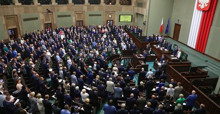 Kto wygra wybory parlamentarne? Zaskakujący wynik sondażu