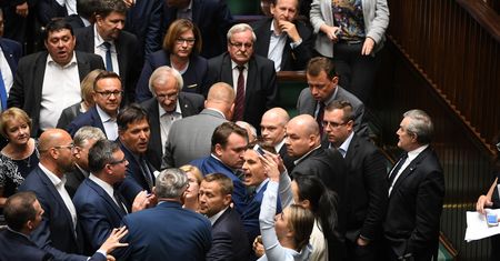 "Horror... Wyszedłem. Dno" Paweł Kukiz nie zostawia suchej nitki na wydarzeniach w Sejmie