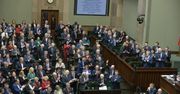 Nowy sondaż wyborczy. W PiS strzelają szampany